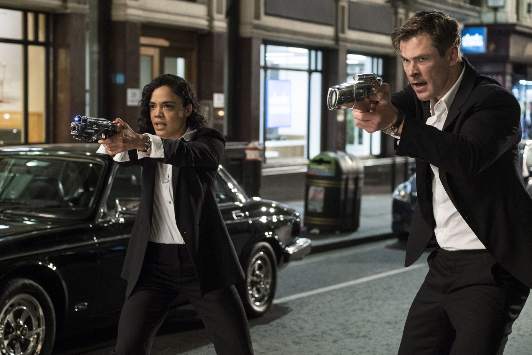 MEN IN BLACK 2 - AP.jpeg